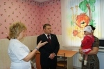 Полномочное представительство Ингушетии в День защиты детей сделало подарки детскому отделению онкоинститута и детскому дому №10