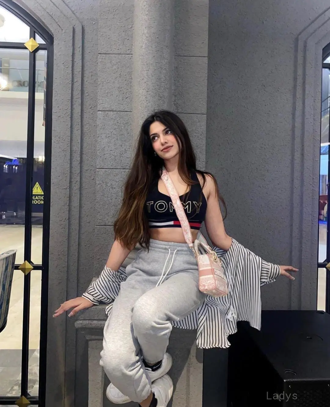 Alexandria ¦¦ Best Escort services Dublin 15 L [D15] IE [dDStzxA5RNgQ]
